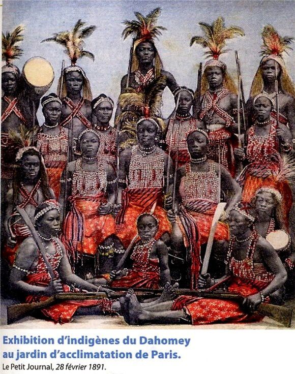 http://a31.idata.over-blog.com/2/21/35/41/MEMOIRE-ET-HISTOIRE/DEBAT-COLO/ZOO-humains-1891-dahomeys.jpg